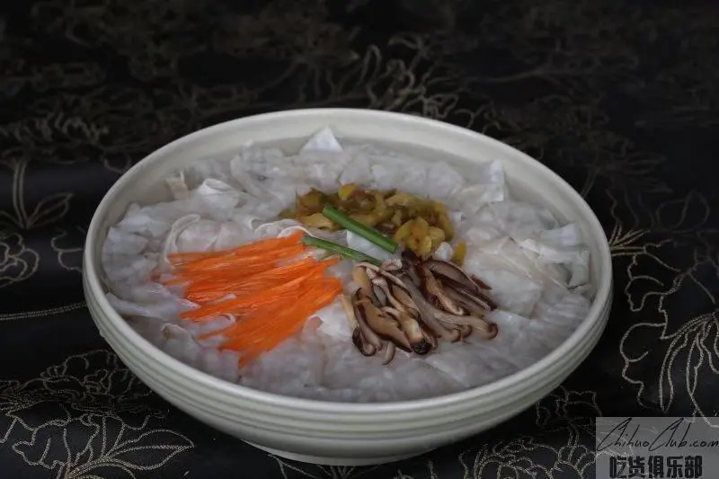 fried fish with three shreds